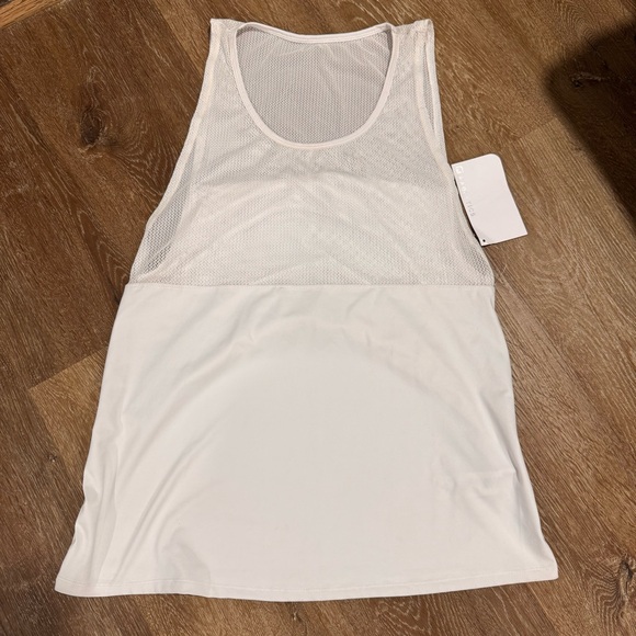 Fabletics Sandy Performance Tank - Picture 4 of 6